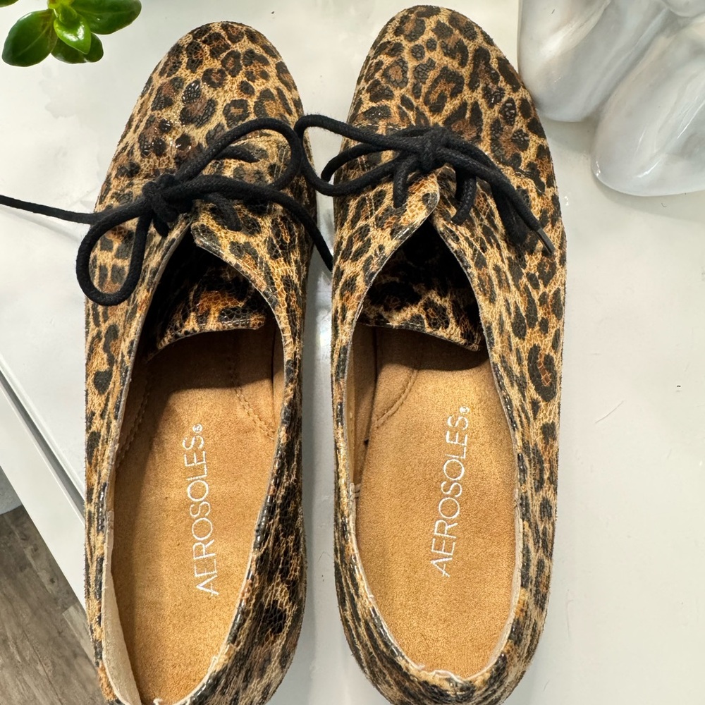 AEROSOLES Leopard Print Lace-Up Flats - Black & Brown US 8.5 - Picture 5 of 11